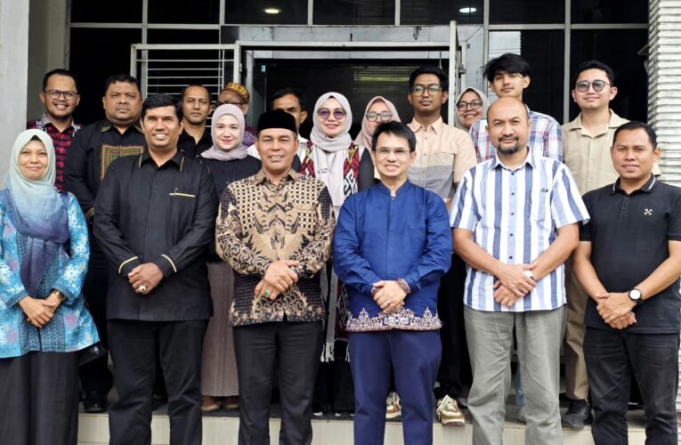 Yayasan AMANAH Bersama Bupati Aceh Besar Bahas Program Pendidikan, Ekonomi Dan Pelestarian Budaya