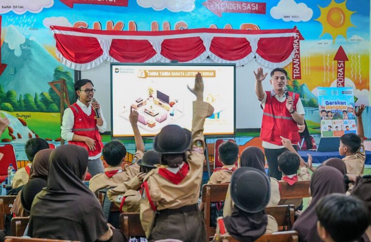 Gerakan Mengajar, PLN Hadirkan Edukasi Keselamatan Listrik untuk Siswa SD di Jakarta Selatan