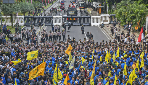Demo Mahasiswa Dikoreksi Netizen, Gibran Jadi Target