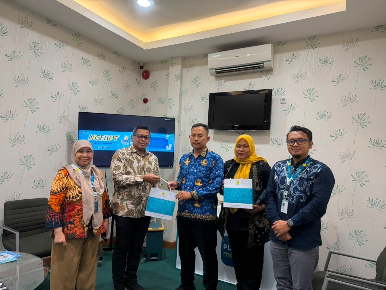 Gambar Konten