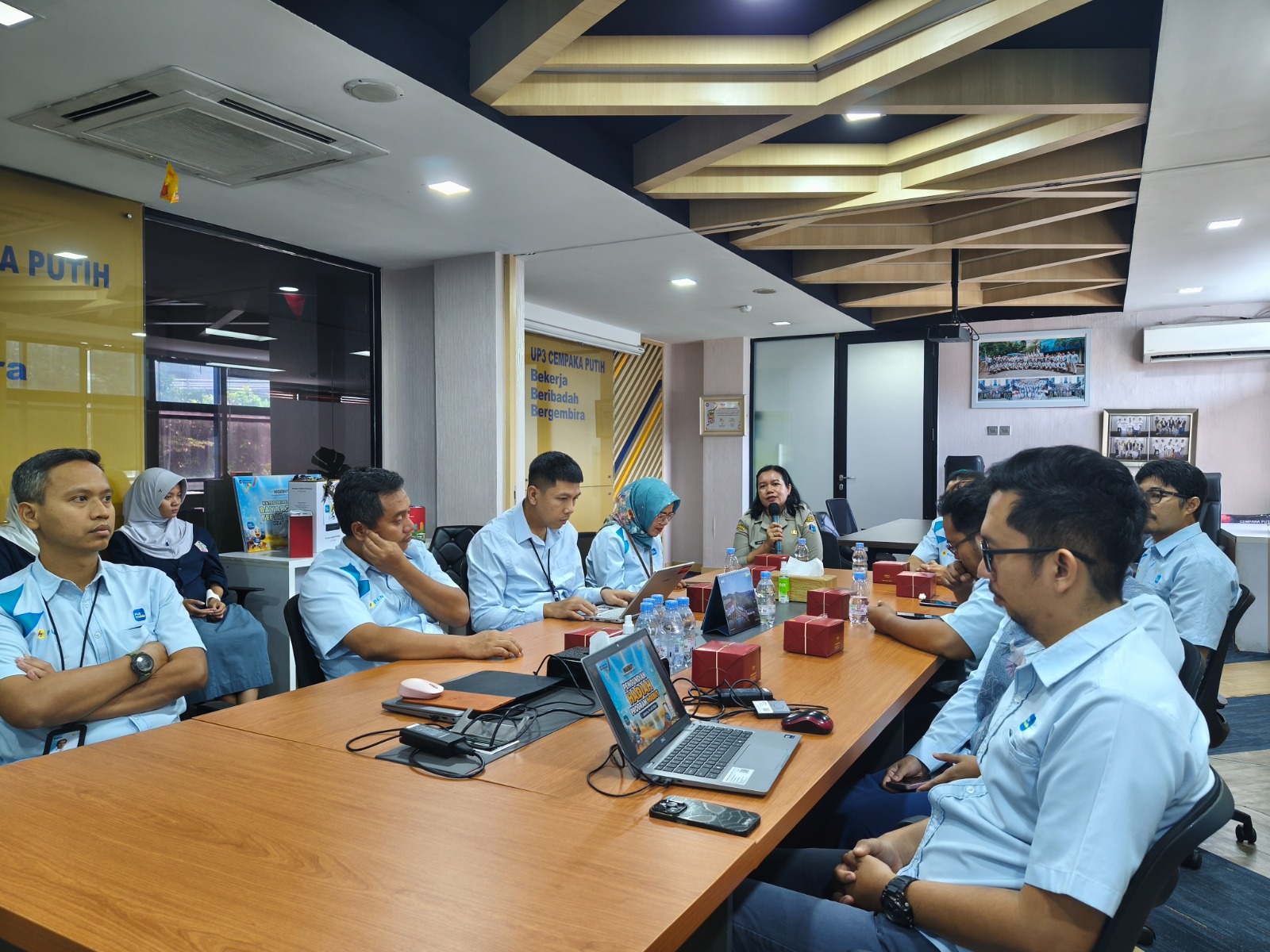 Gambar Konten