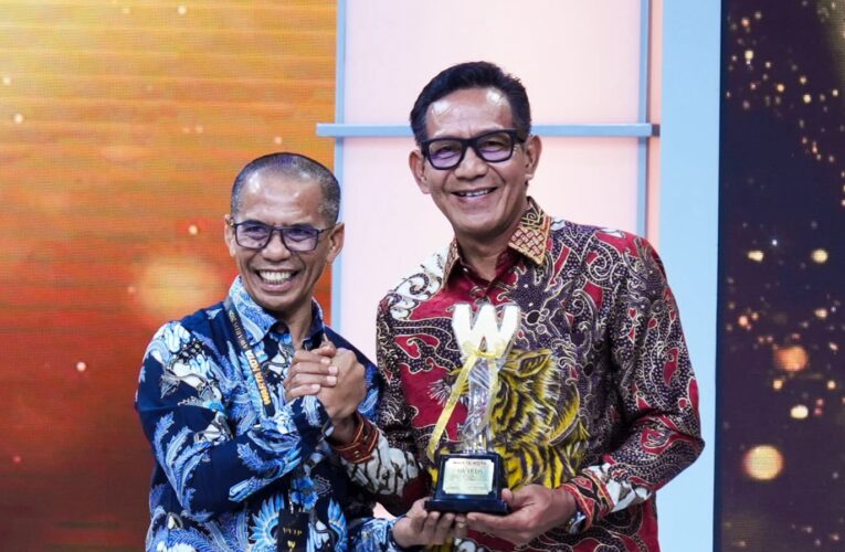 PLN Raih Penghargaan Warta Kota Award 2026 untuk Inovasi Pengaduan dan Respons Pelanggan Terbaik