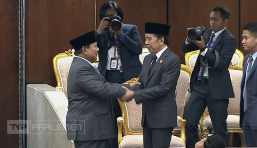 Disebut Pecah Kongsi, Prabowo dan Jokowi Masih Akur, Kata Ketum Projo