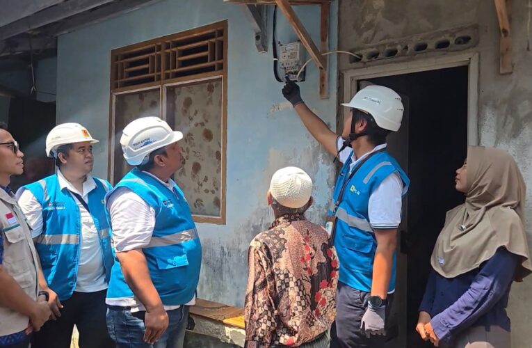 PLN Hadirkan Sambungan Listrik Gratis untuk 83 Keluarga Prasejahtera di Jakarta Raya