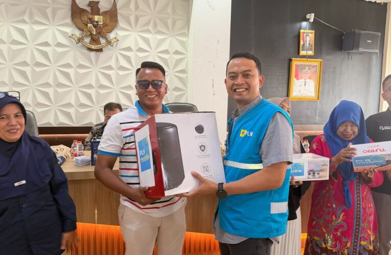 Jelang Hari Pelanggan Nasional, PLN Edukasi Warga Jurumudi tentang Keselamatan Listrik dan Promo Tambah Daya