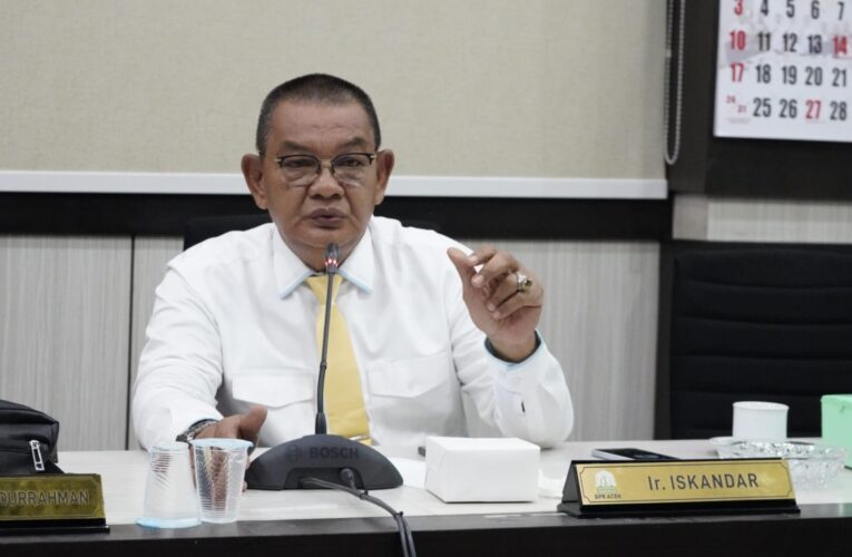 KMP Teluk Sinabang Terkendala, KMP Aceh Hebat 1 Masih Sandar, DPR Aceh Desak Segera Dioperasikan